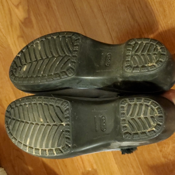 Crocs Cobbler Suede Clogs Sz 10 - Picture 6 of 8